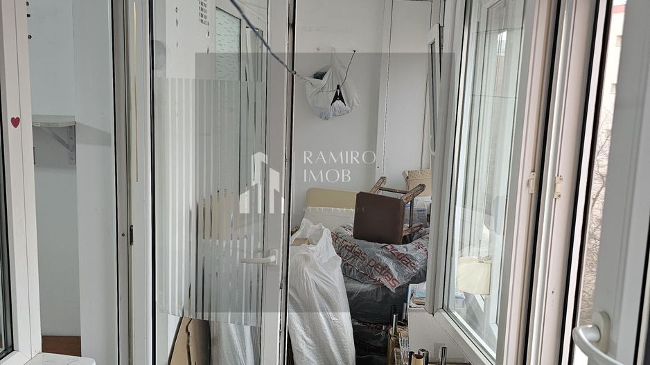 Apartament 2 camere Alexandru Obregia Sector 4 - Poză 4