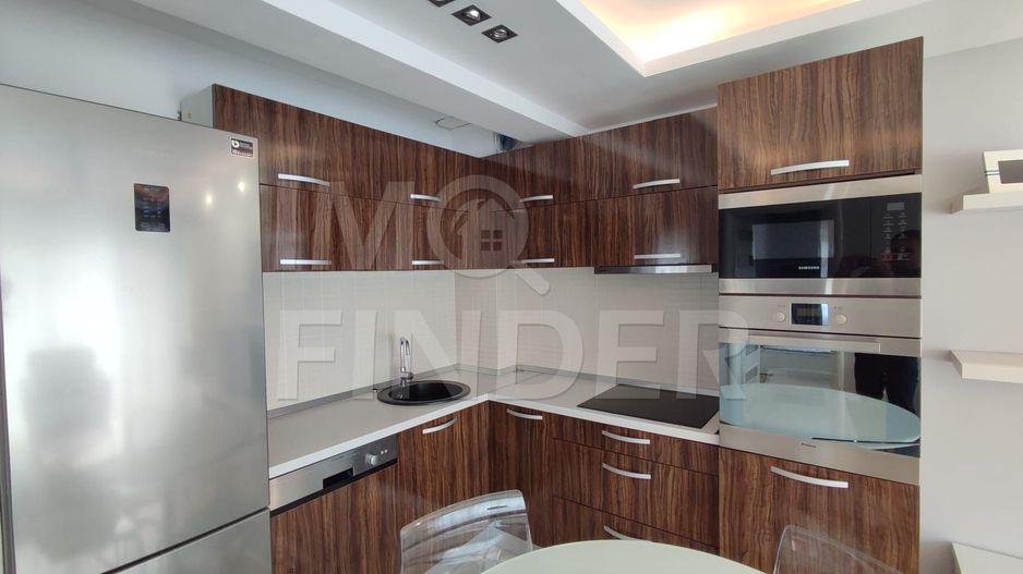 Apartament Superfinisat  Cu parcare Bloc tip Vila Zorilor - Poză 3