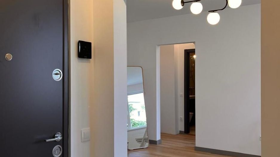Apartament cu doua camere semidecomandat, piata Domenii - Poză 12