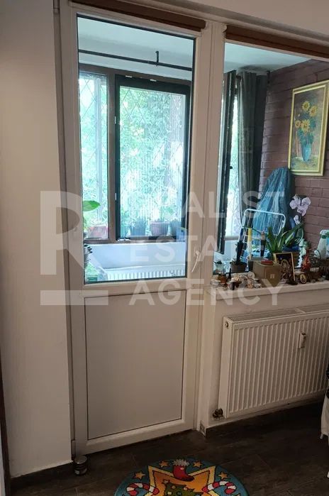 Vânzare, apartament cu 1 cameră în zona Drumul Taberei - Poză 4