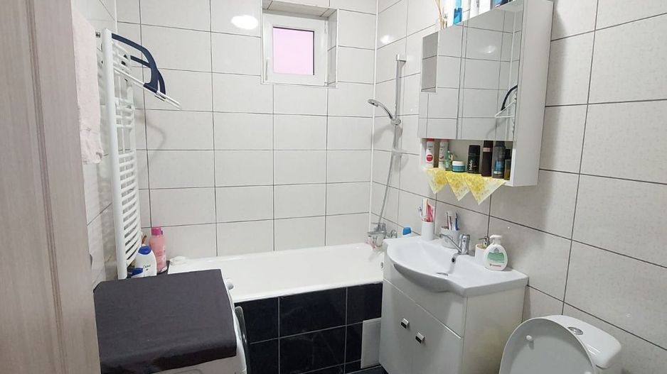 Vand apartament decomandat cu 2 camere - Poză 6
