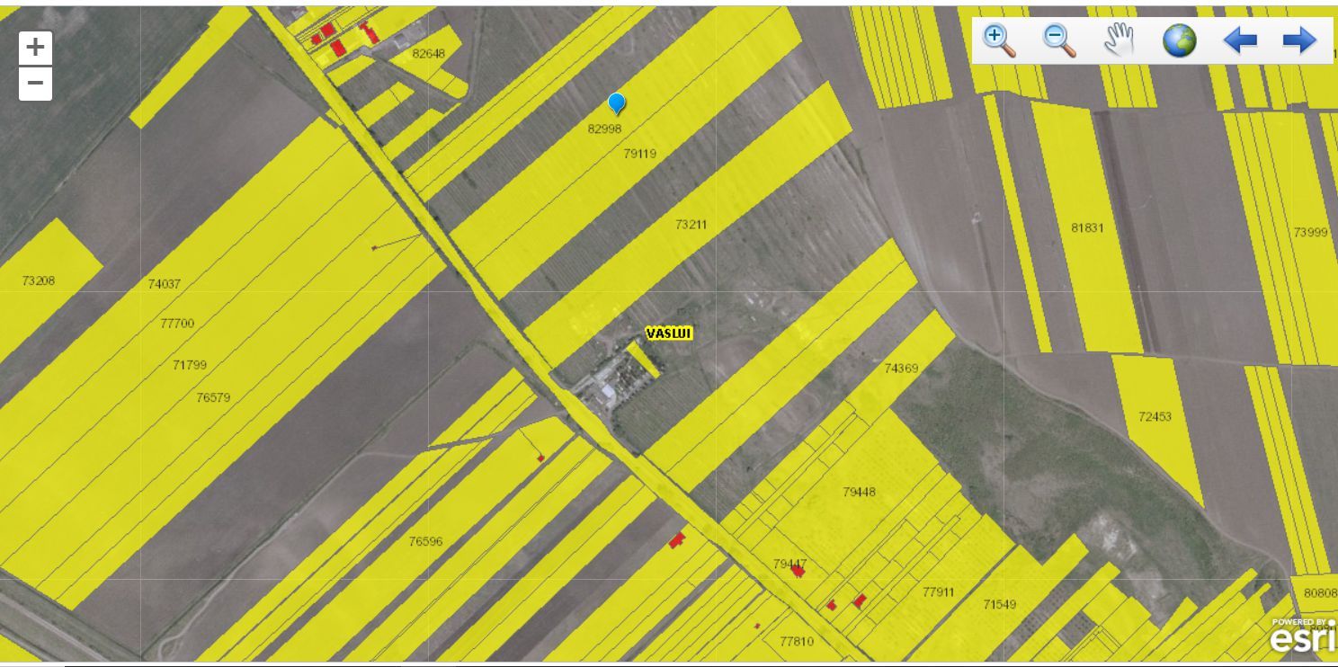 Teren 2500 mp intravilan + extravilan, zona Ciusmeaua Moldovencei. - Poză 2