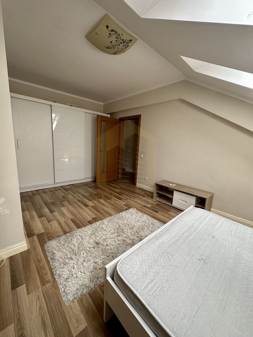 Vanzare apartament 4 camere, zona Grand Hotel Italia - Poză 5