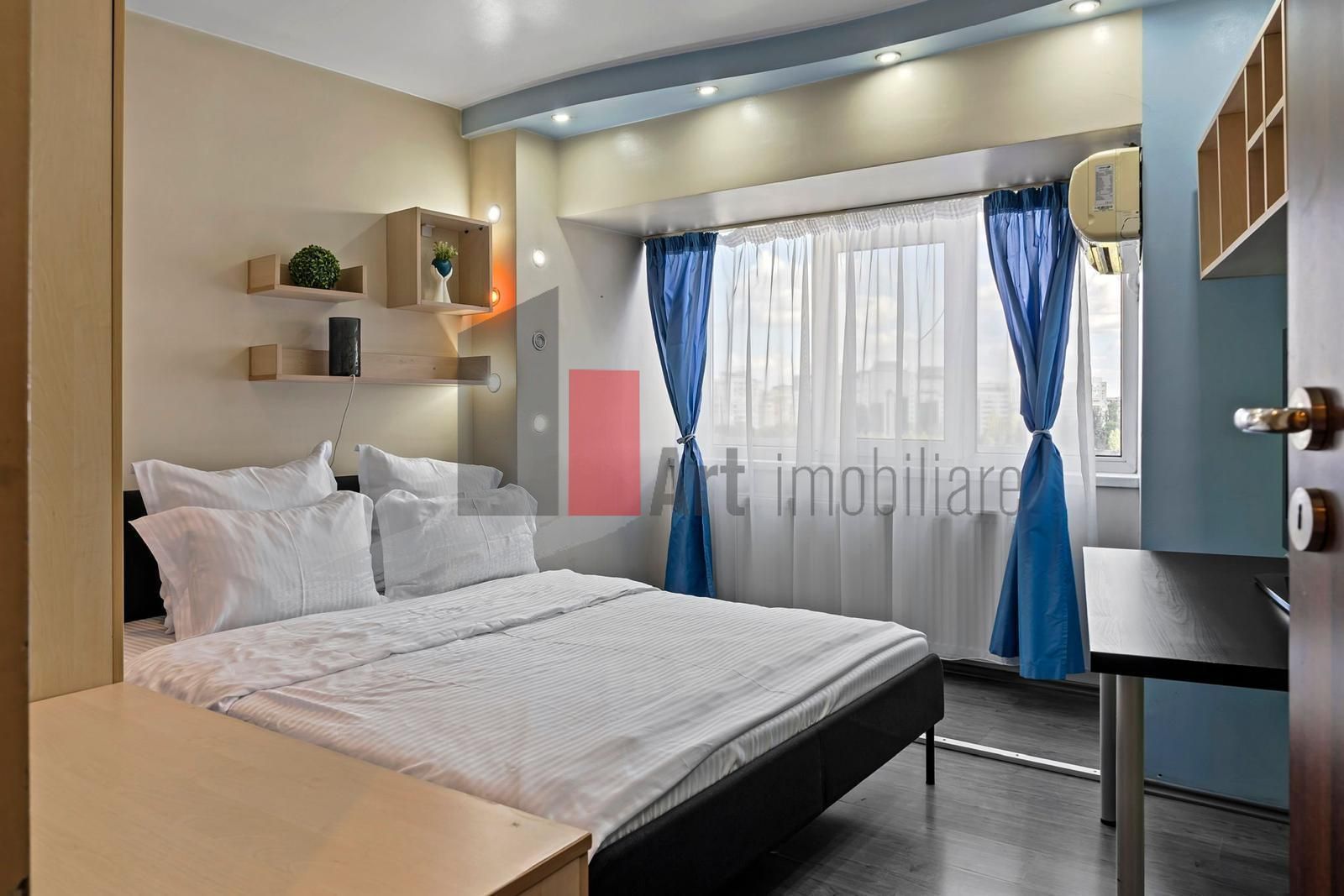 APARTAMENT  DE  4 CAMERE UNIRII - Poză 22