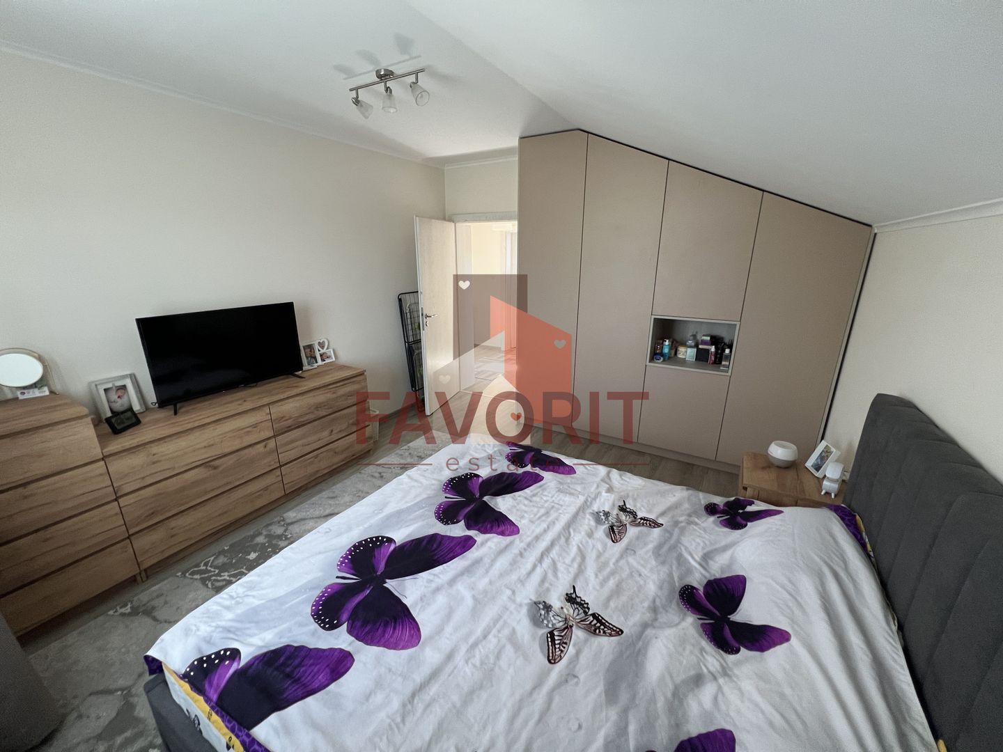 Casa individuala 3 camere | 2 bai | Giroc - Poză 8