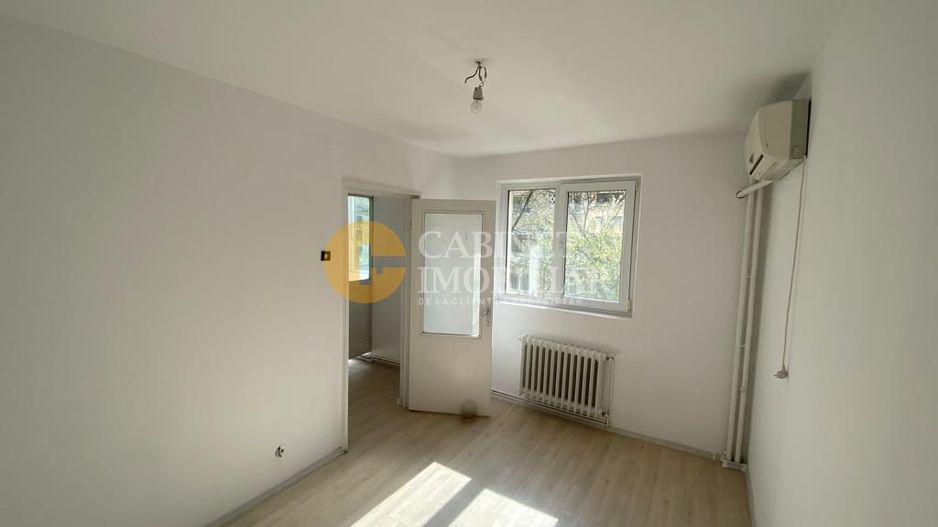 Apartament cu 2 camere pe etajul 1 in zona Alexandru cel Bun- Rond 28 - Poză 3