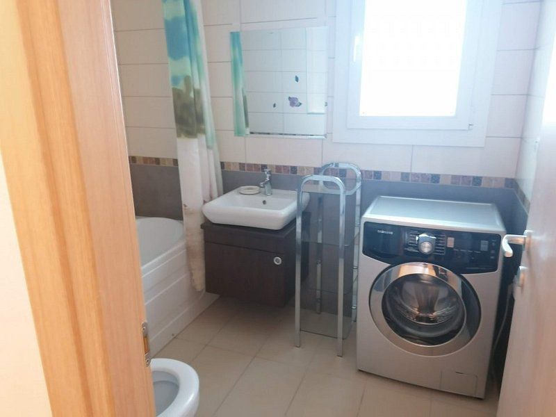 Vila tip N 4 camere in Cosmopolis, mobilata si utilata - Poză 13