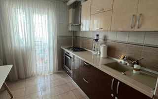 Apartament 3 camere zona Bd. Chisinau - Basarabiei - Poză 4
