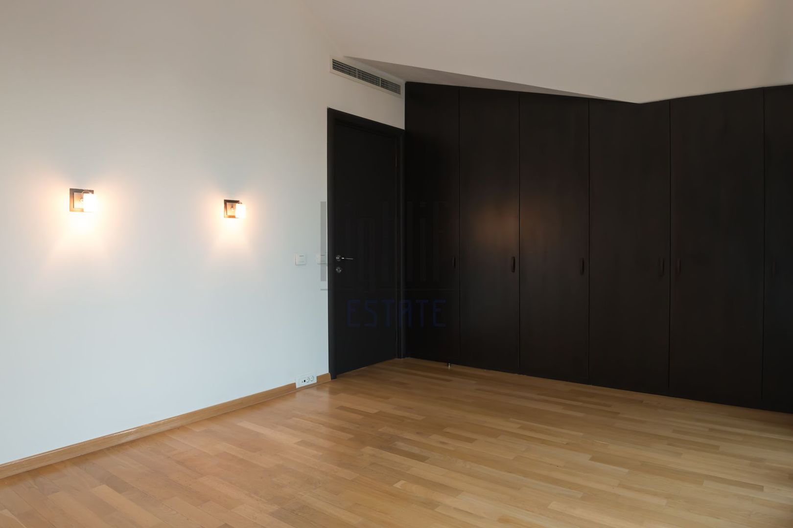 Penthouse de închiriat 5 camere Bdul Primăverii - Poză 8