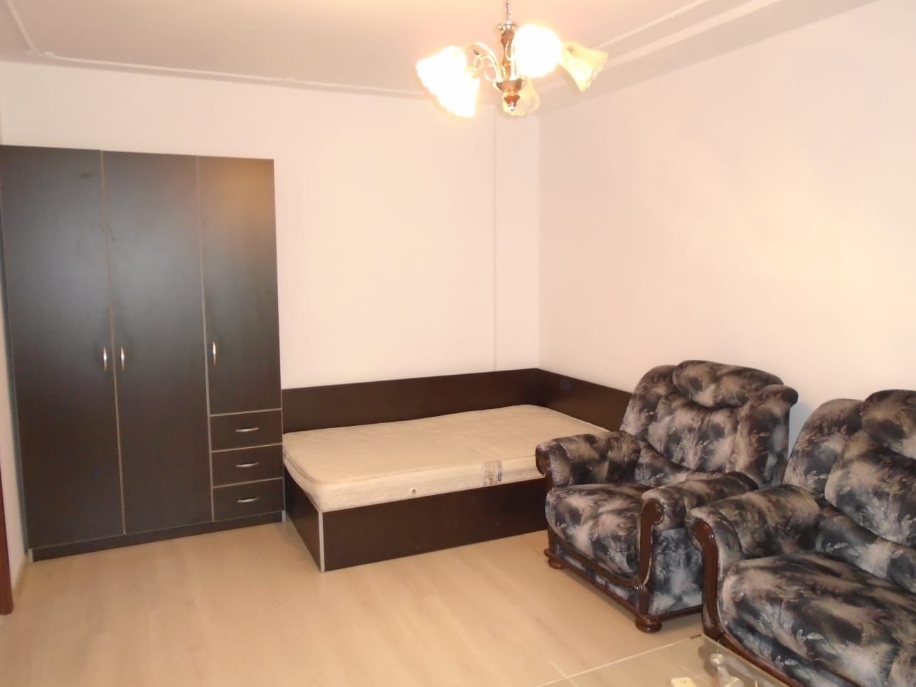 Nicolae Titulescu, metrou, 2 camere, utilat și mobilat complet - Poză 2