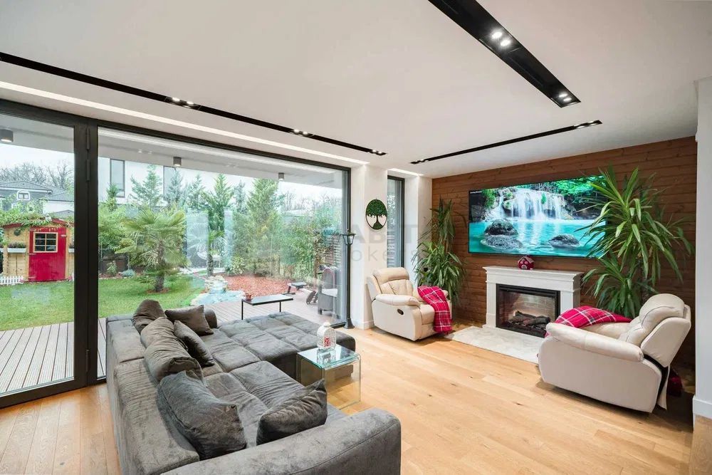 Vila care redefinește confortul – Design modern, vedere spre pădure Amber Garden - Poză 2