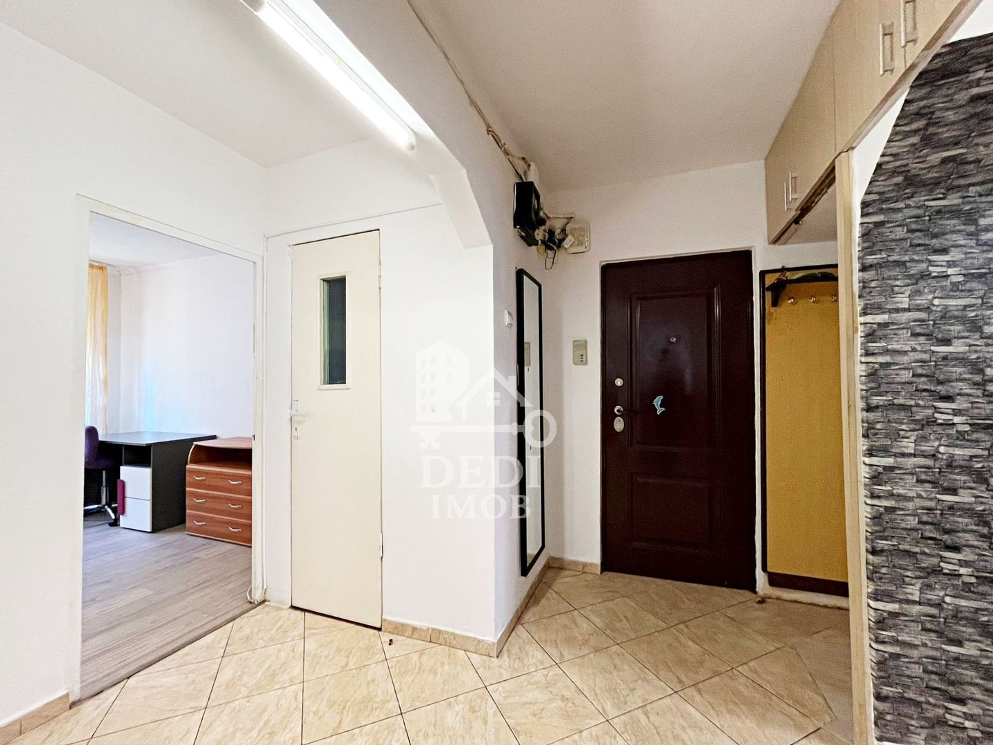 Apartament cu 3 camere de inchiriat zona Calea Aradului, Oradea - Poză 7