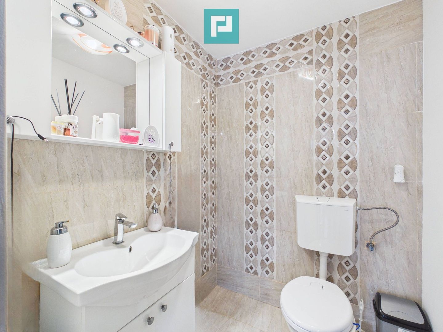 Casa plus spatiu comercial Dudestii Noi - Poză 26