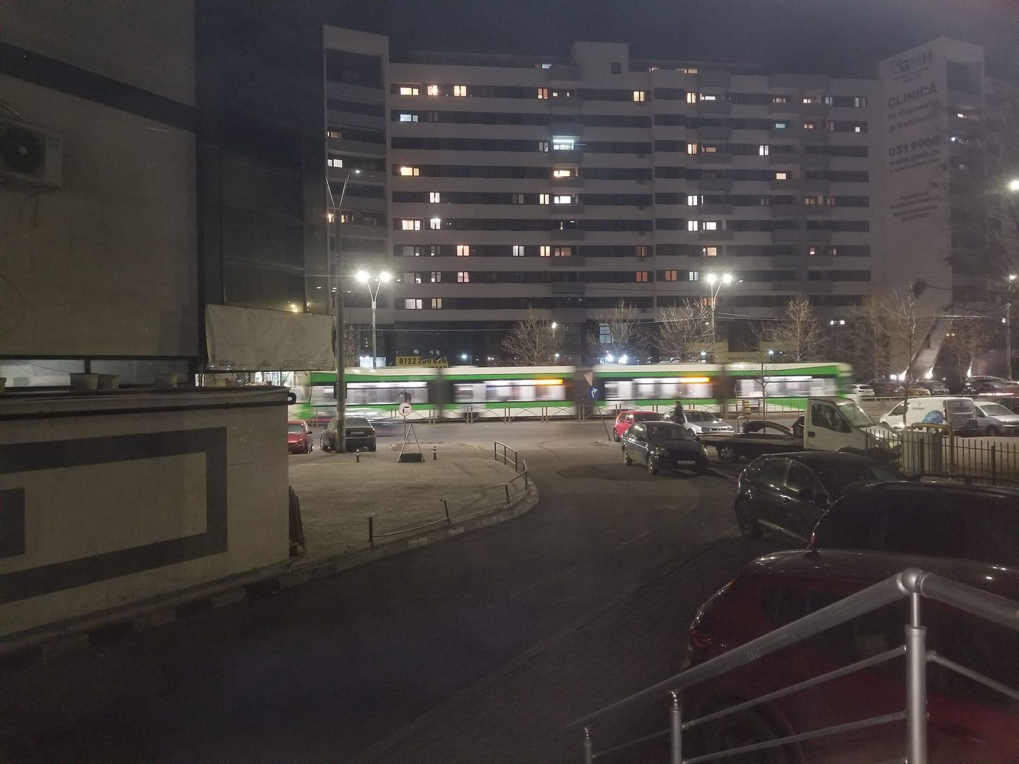 Spatiu Comercial/ Cladire Birouri/Mihai Bravu | langa statia de metrou | - Poză 2