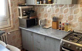 Apartament 3 camere de vânzare – Confort 1, decomandat – Brâncoveanu - Poză 1