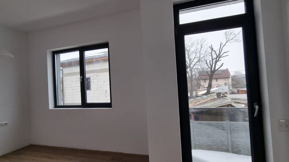 Reședință Modernă cu Finisaje Distinse - Poză 56