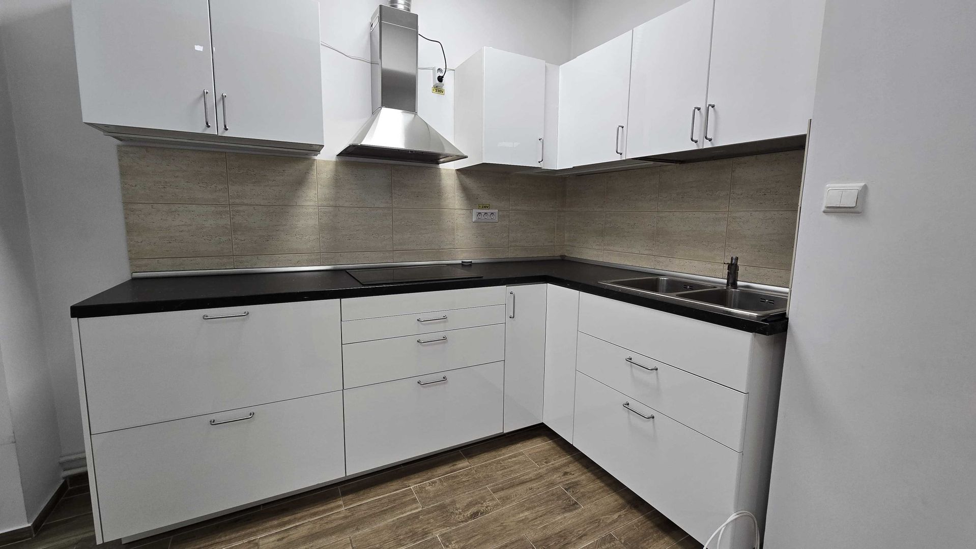 5 camere| Piata Rosetti - Poză 5