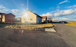 Casa individuala P+ M Pischia 167mp utili, 723mp teren - Poză 1