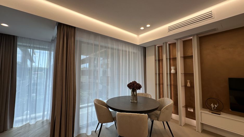 PRIMA INCHIRIERE 3 CAMERE CORTINA 126 - Poză 2