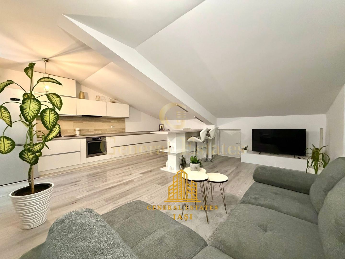 Vânzare apartament spațios- 98 mp-Valea Adâncă- Parcare Cadou - Poză 3