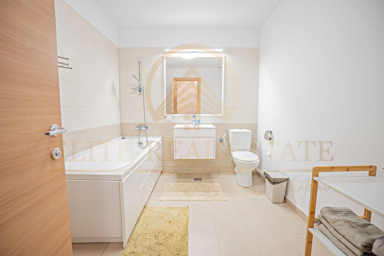 Ultracentral - Proprietate comercială P+M la 200 m de mare. - Poză 22