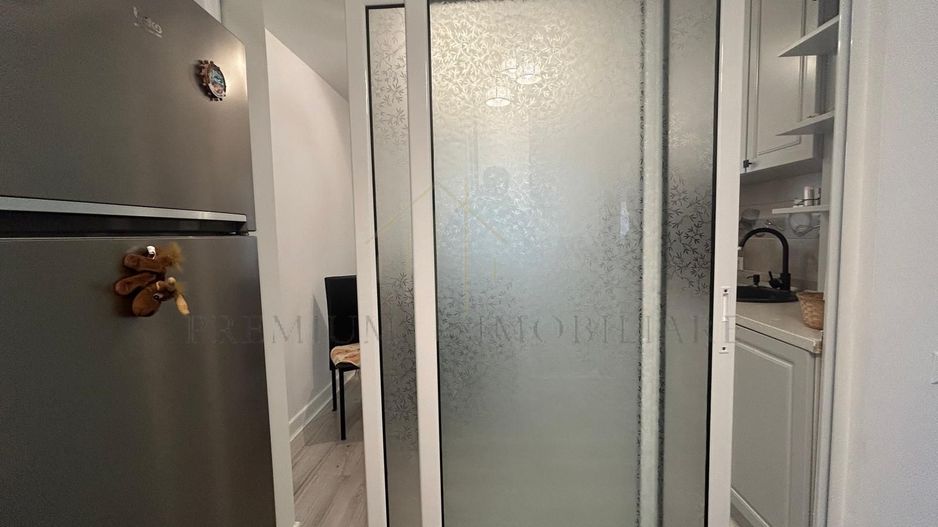 Apartament 2 camere decomandat, complet renovat, etaj 3/4,zona de sus - Poză 9