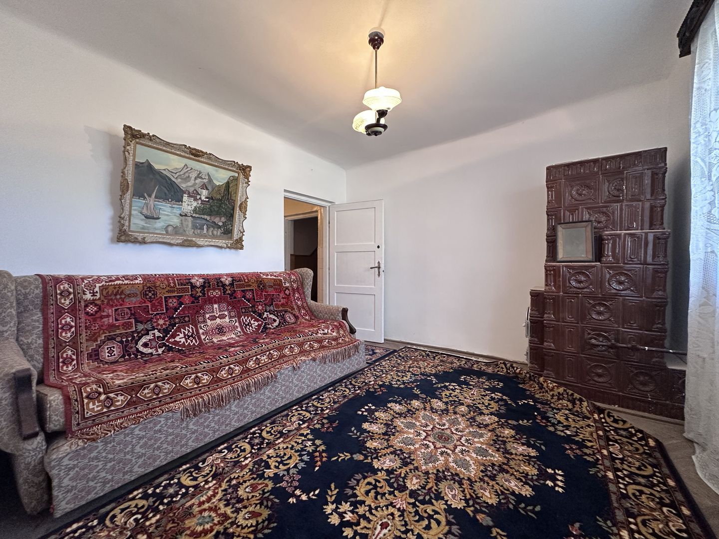 Vanzare casă cu potențial rezidențial și comercial în Pucioasa -441 mp - Poză 11