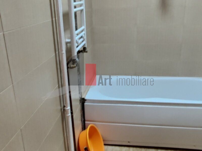 Vânzare apartament 2 camere Izvorul Rece - Poză 3