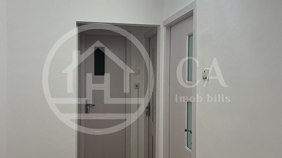 Apartament cu 3 camere de vanzare Decebal Oradea - Poză 3