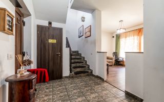 Casa 96mp utili Via Carmina-zona linistita - Poză 7