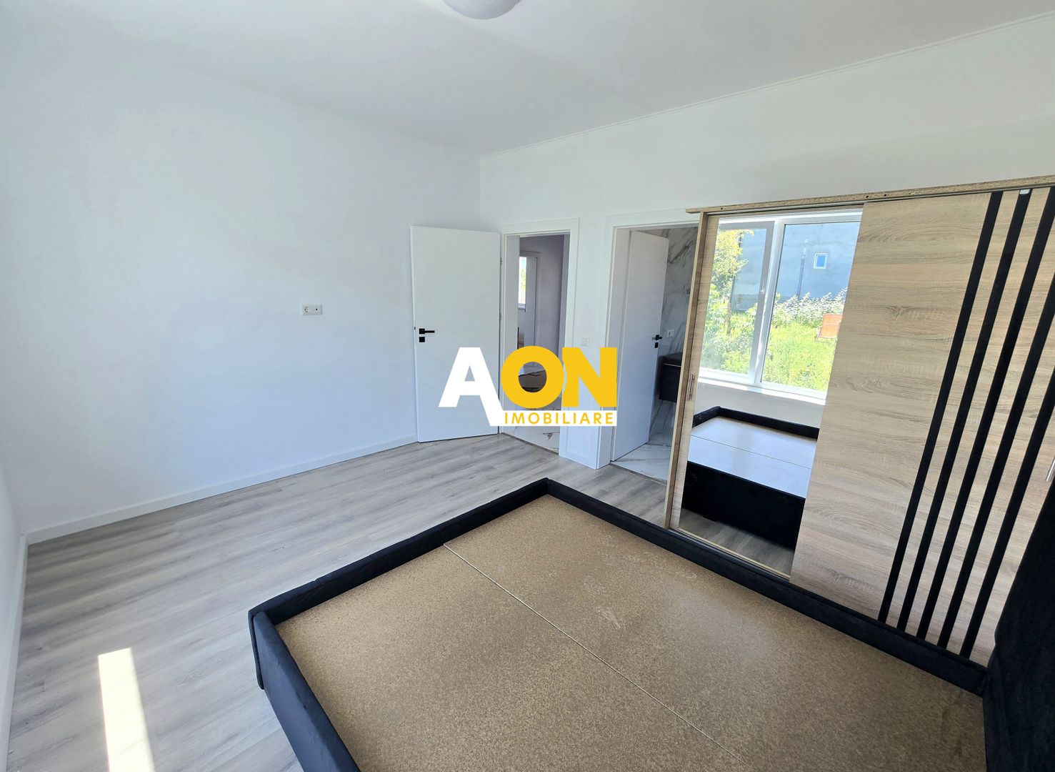 Casă Individuală de Închiriat, 4 Camere, Prima Închiriere, Ampoi 3 - Poză 10