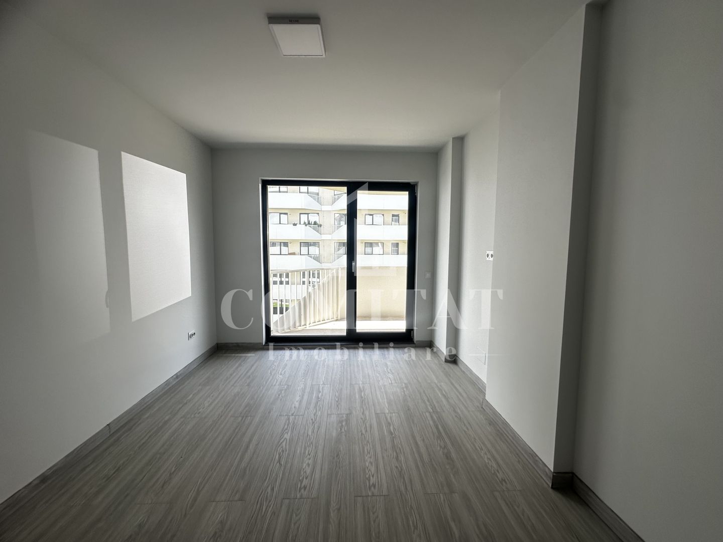 Apartament finisat | Etaj intermediar | Eroilor - Floresti - Poză 5