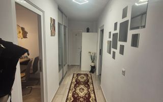 Vand apartament in centru - Poză 1