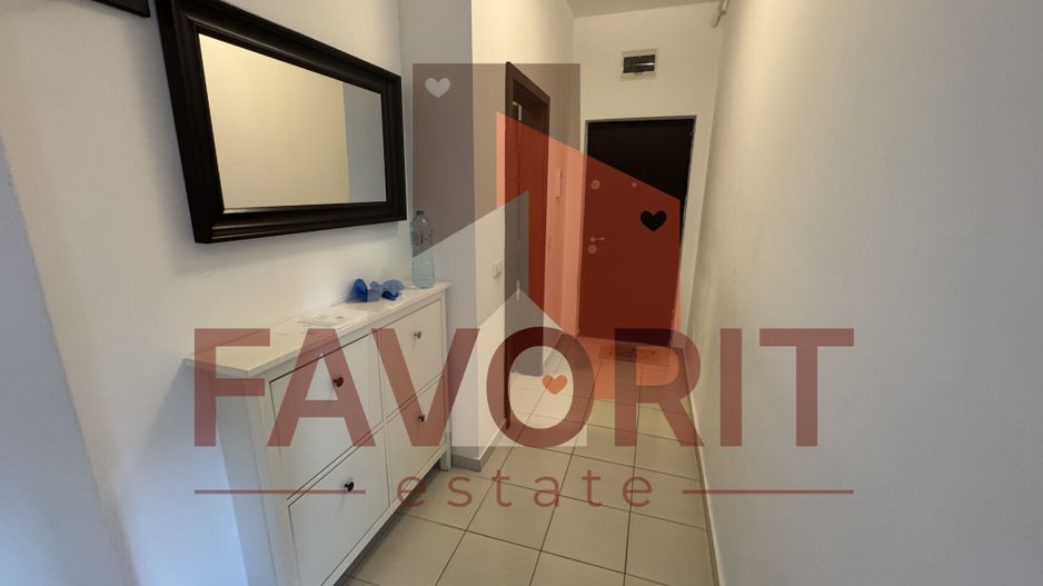 Etaj 1. Pozitie excelenta. Aproape de magazine si Expres 3. - Poză 4