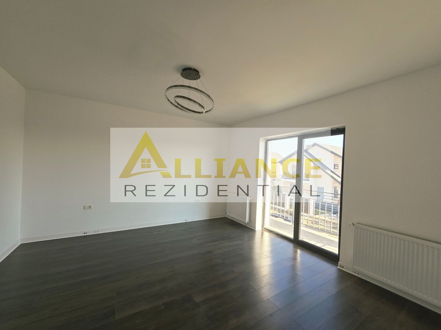 Gata de mutare-350mp teren-strada asfaltata-beci- - Poză 6