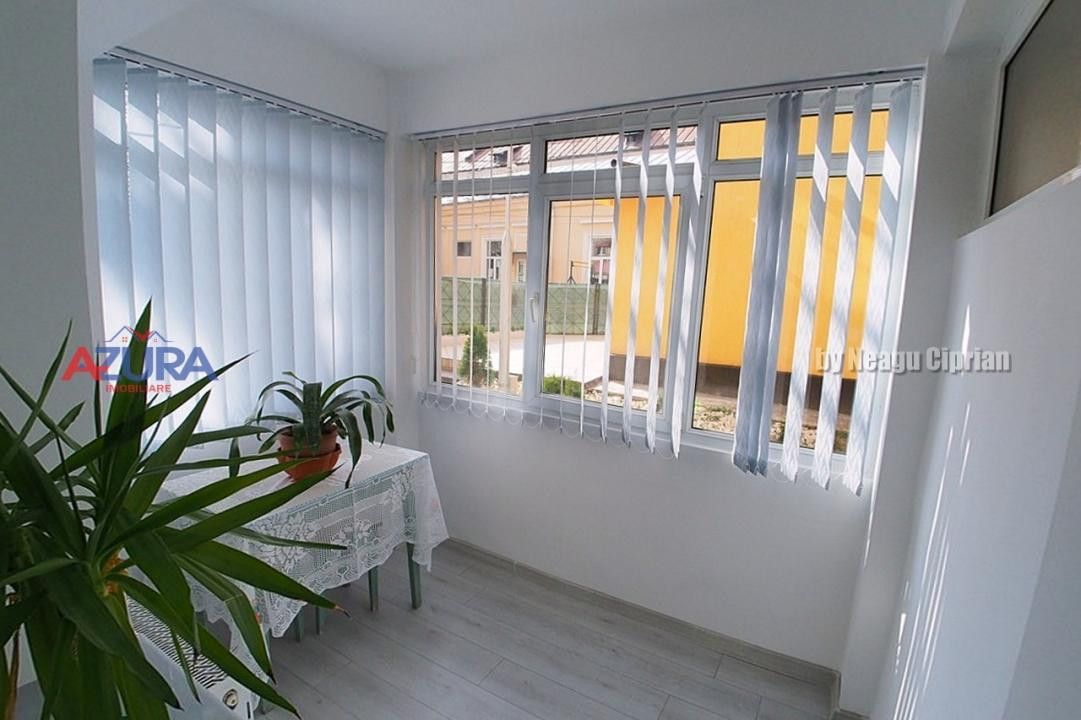 Spatiu Comercial-Birouri Ultracentral Pitesti - Poză 3