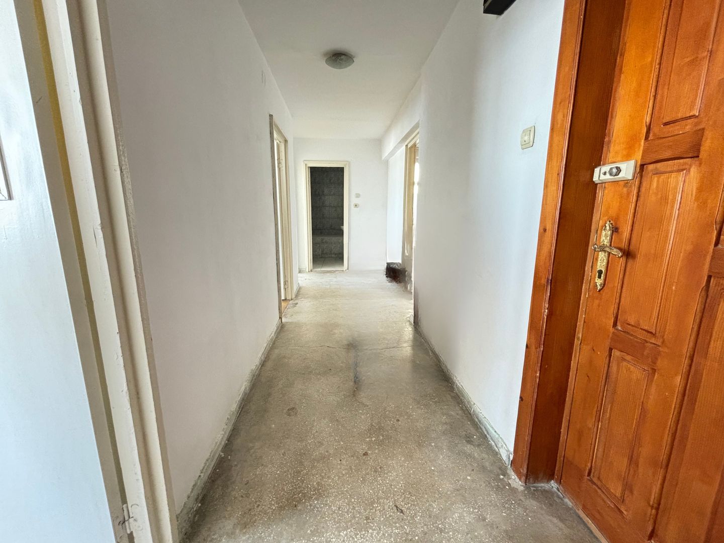 Apartament 3 camere decomandat 67,8 m² zona garii - Poză 7