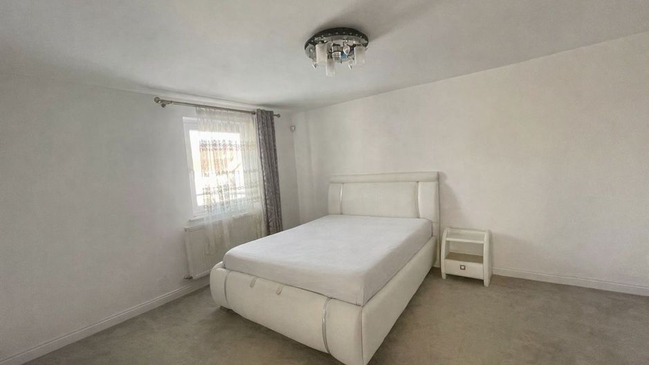 🏡 Casă modernă cu 15 ari teren | Zonă liniștită | Vicov de Sus - Poză 4