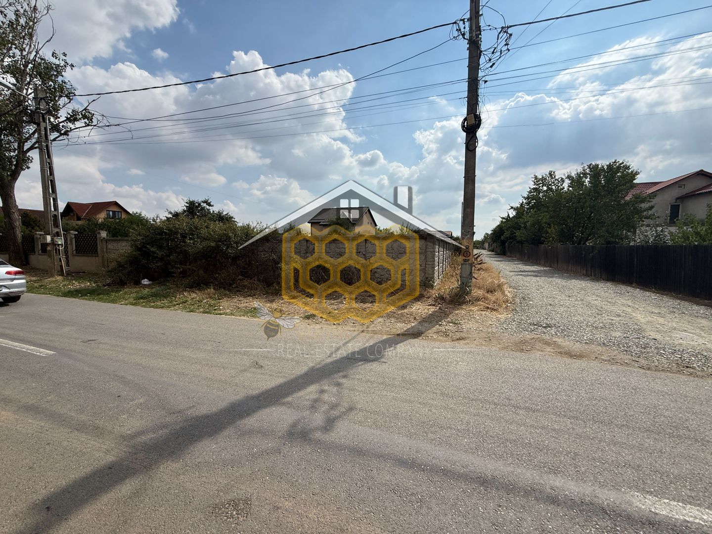 Teren intravilan in Albesti cu deschidere la 2 strazi - Poză 2