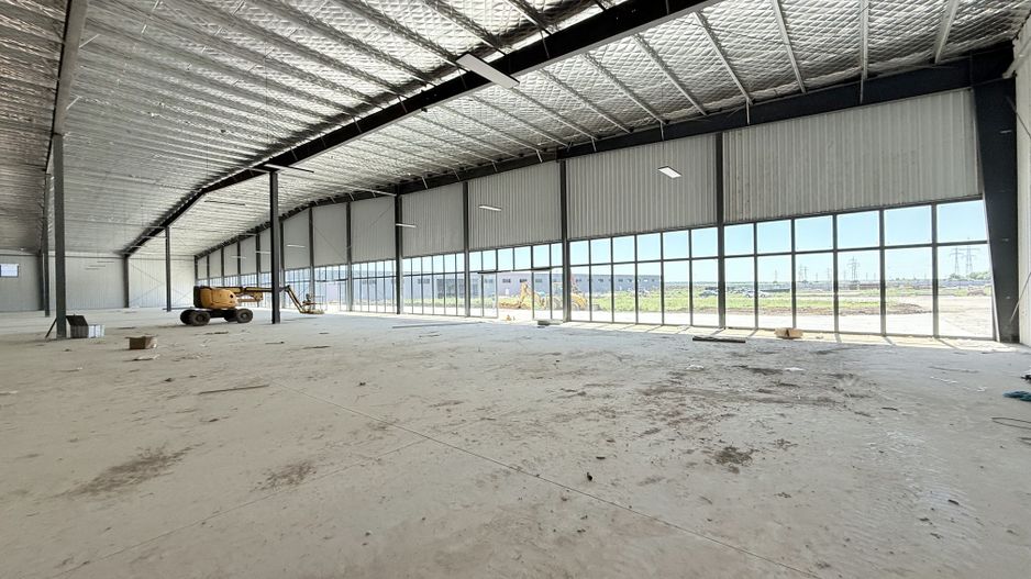 Centru Comercial  56000 mp hale depozitare productie logistica - Poză 1