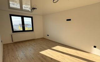 Spațiu comercial 6 camere 3 băi| Sura mare | 200mp - Poză 3