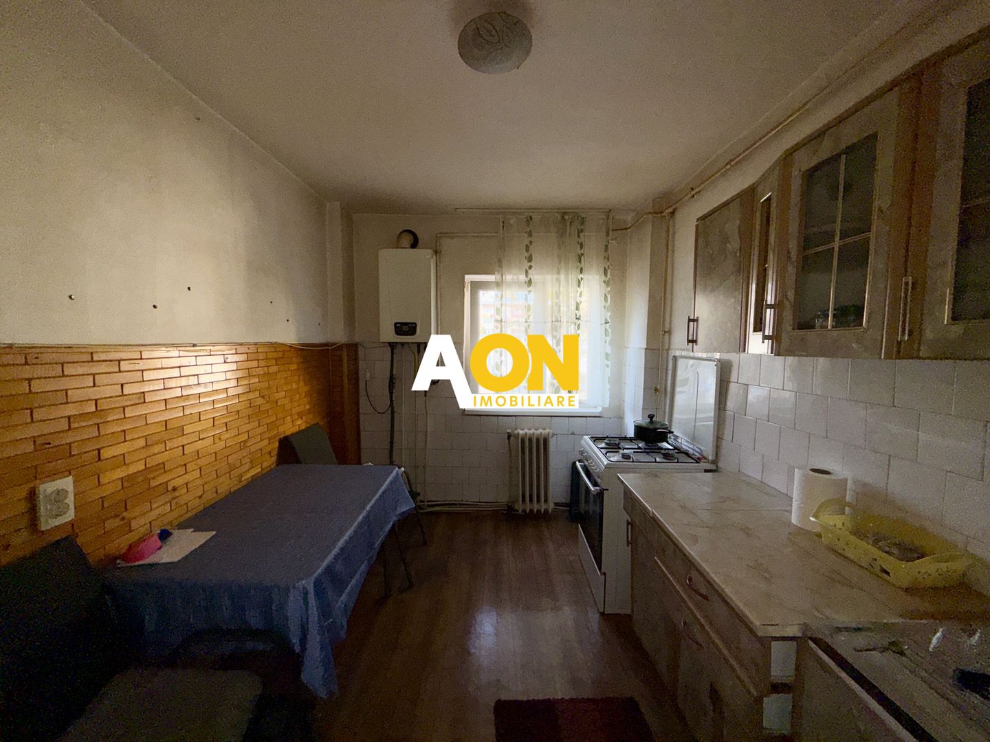 De inchiriat apartament 3 camere, etaj 1, Cetate - Poză 6