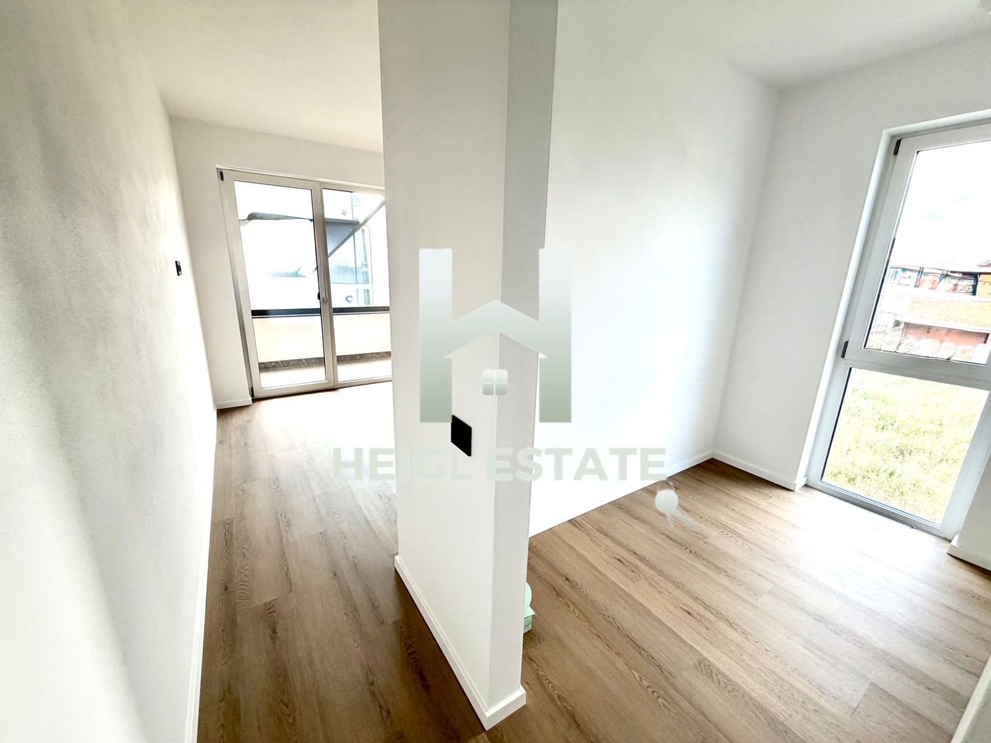 Apartament cu 4 camere pe 2 nivele in Giroc - Poză 9