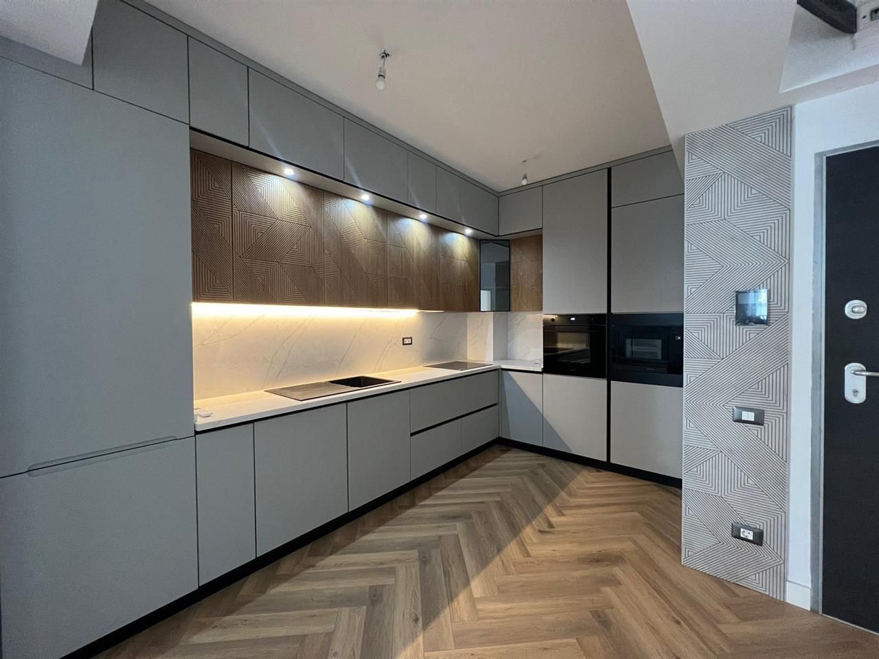 Apartament 3 camere | Porche Pipera | Finalizat - Poză 1