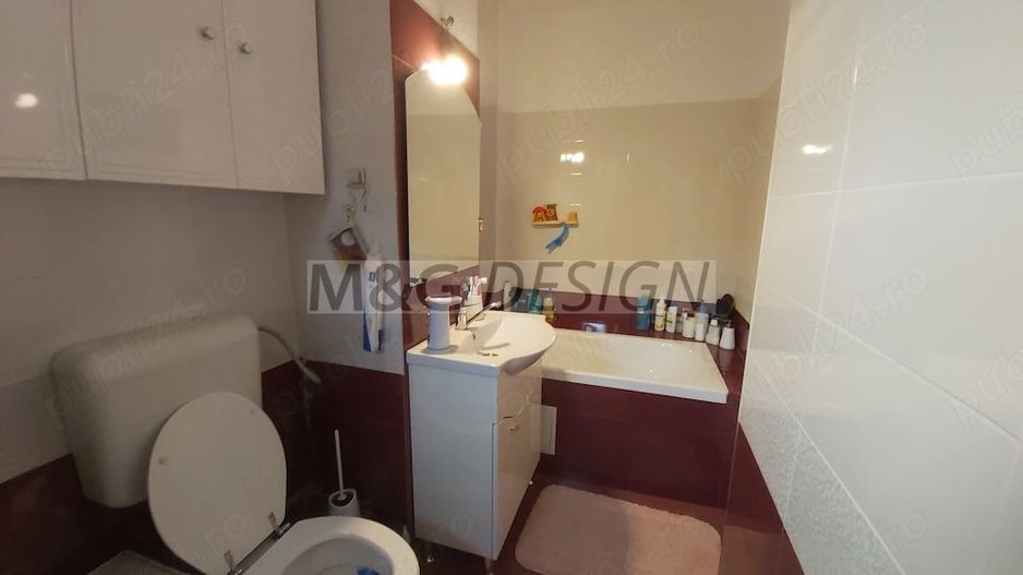 4 camere  etaj 1 zona Turist-Sagului - Poză 7