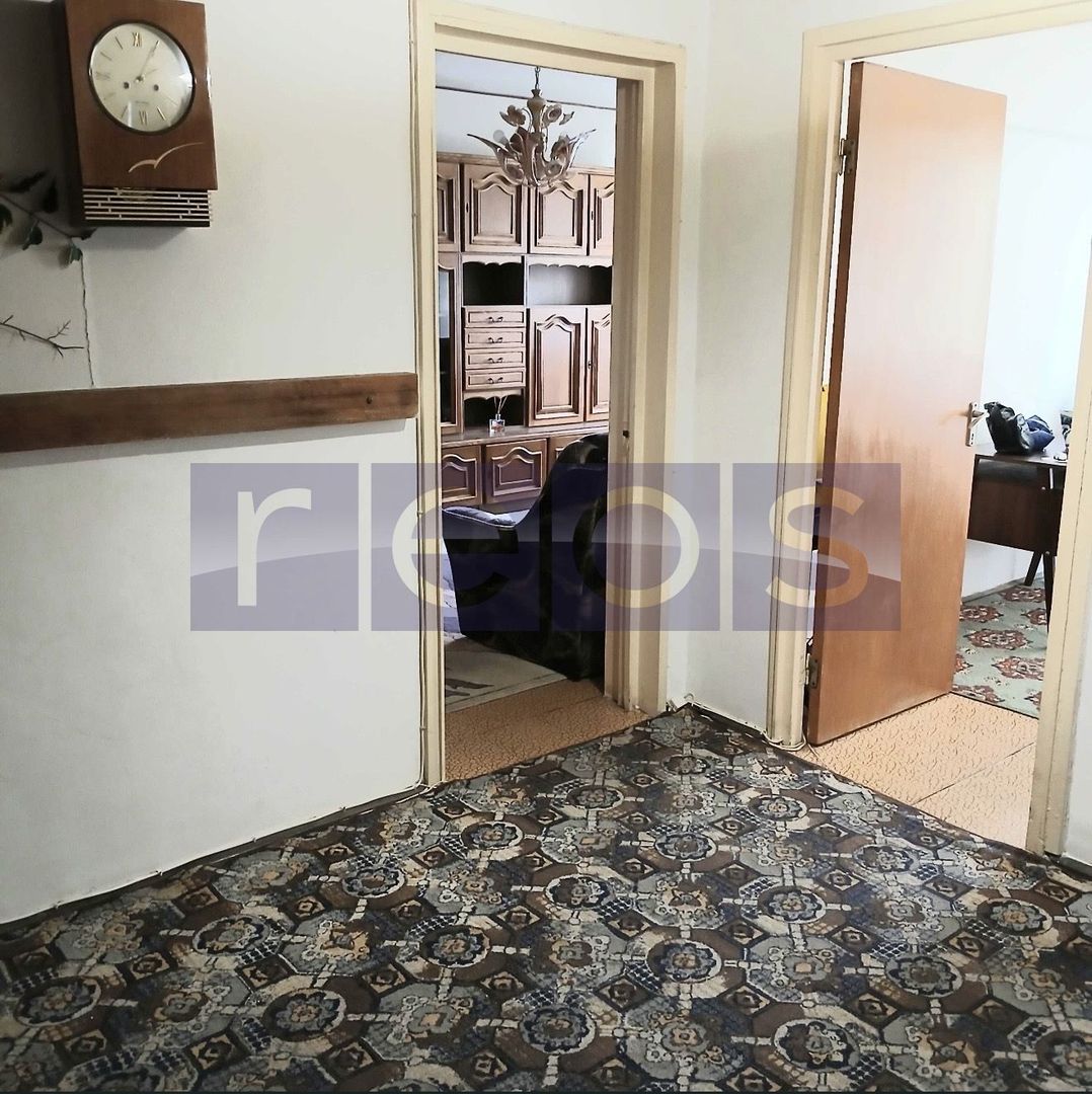 VÂNZARE 3 CAMERE | ZONA TITAN | LOC DE PARCARE | CENTRALA PROPRIE - Poză 2