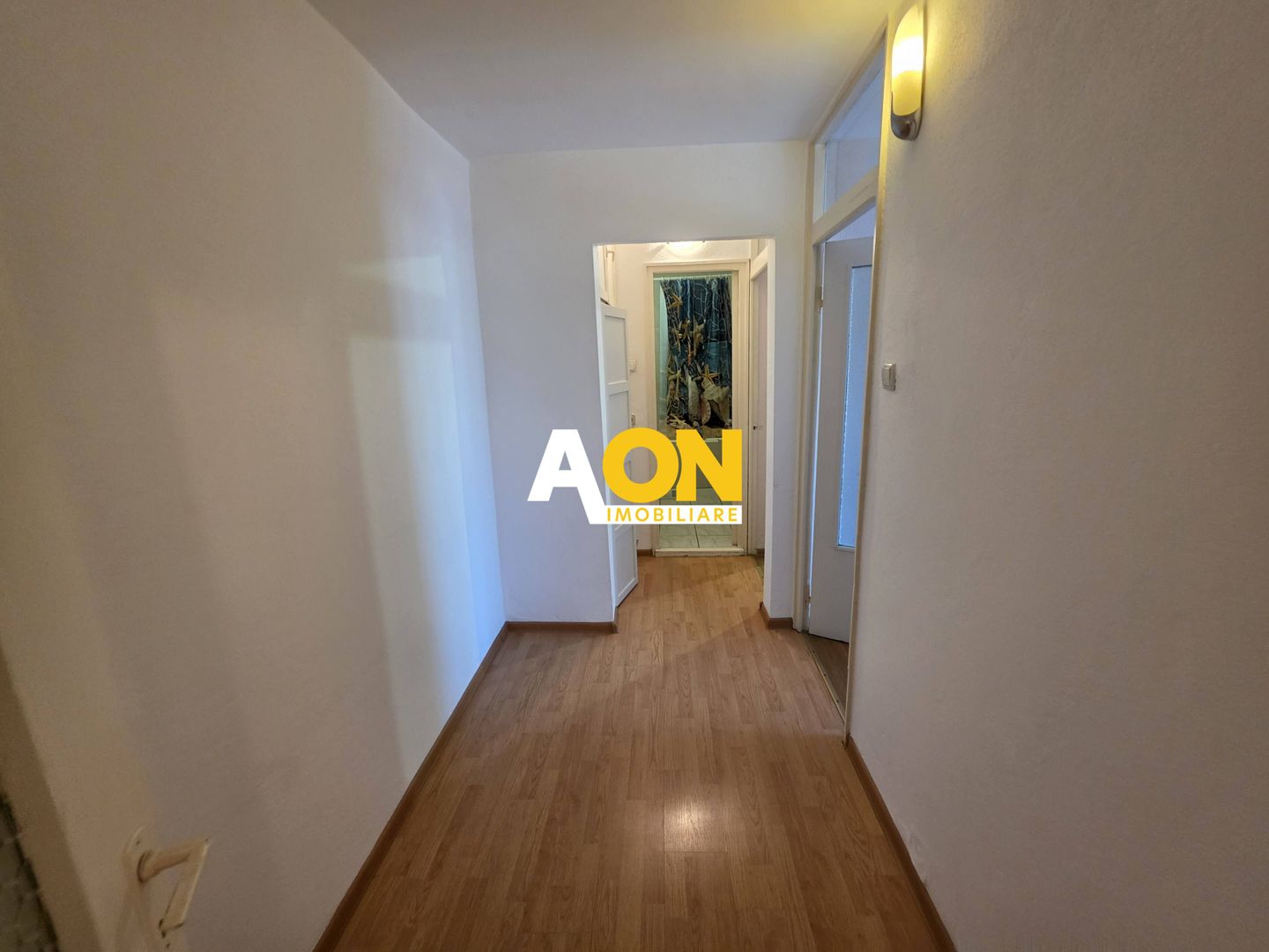 Apartament 3 camere, 68 mp utili, Cetate, zona Piata Cetate - Poză 9