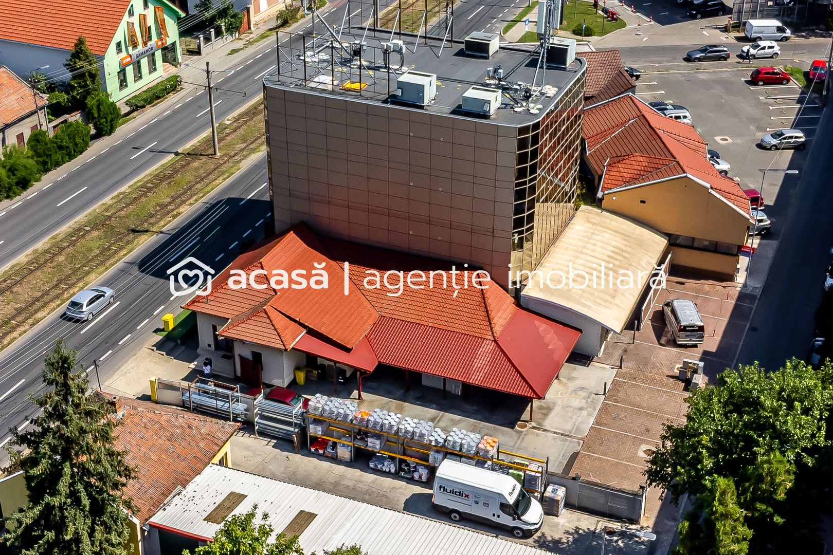 Casă cu destinație comercială Micalaca - Poză 3