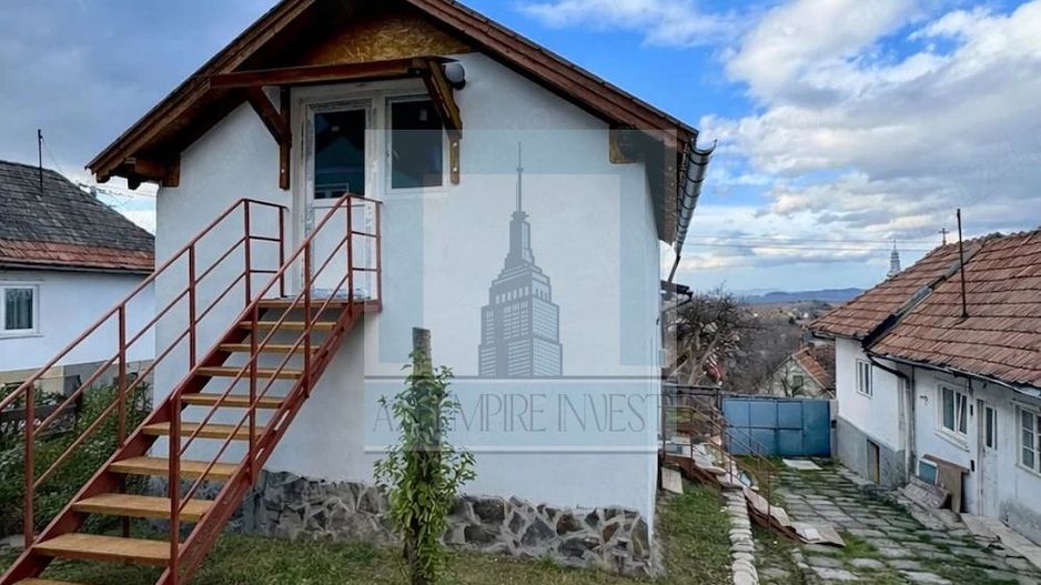 Casă de vânzare /Săcele Cernatu - Poză 2