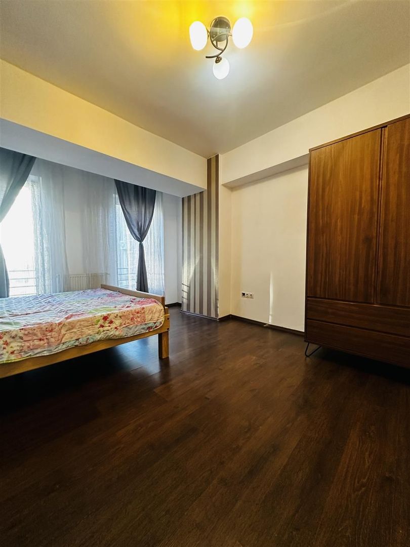 Apartament 2 dormitoare Decebal bloc nou - Poză 1